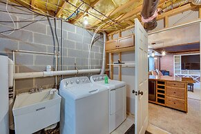 Palmyra House w/ Private Hot Tub & Fenced Yard!