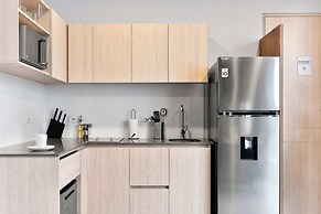 w Elegant Loft w Terrace in Santa Barbara