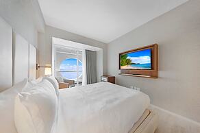 Beachfront Condo With Large Balcony