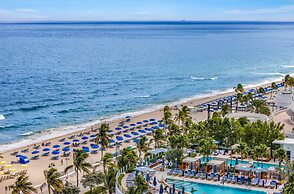 Beachfront Condo With Large Balcony