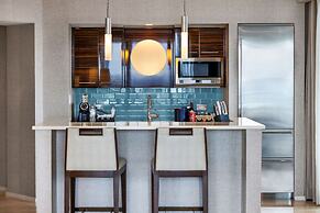 Beachfront Condo With Spacious Balcony