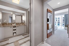 Beachfront Condo With Spacious Balcony