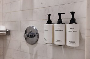 Beachfront Condo With Spacious Balcony