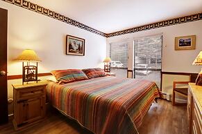 A106 Lake Cliffe 2 Bedroom Condo