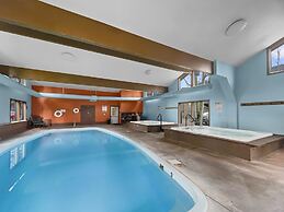 A106 Lake Cliffe 2 Bedroom Condo