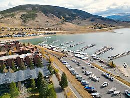 A106 Lake Cliffe 2 Bedroom Condo