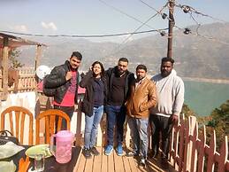 Tehri lake View Camping and Cottage