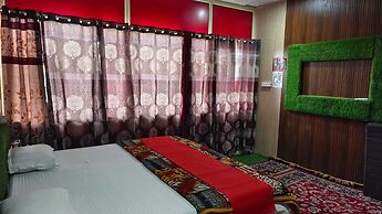 Tehri lake View Camping and Cottage