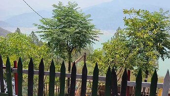 Tehri lake View Camping and Cottage