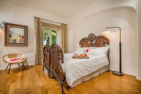 Linera 10 Emma Villas