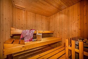 Linera 10 Emma Villas