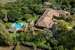 Linera 10 Emma Villas