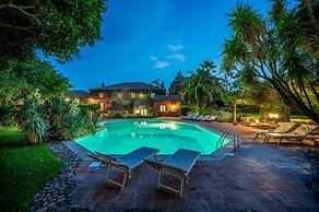 Linera 10 Emma Villas