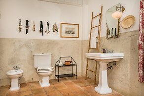 Linera 10 Emma Villas