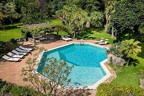 Linera 10 Emma Villas