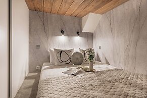 Glass Atelier LoftAffair