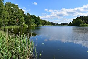 Ferienhaus mit Grosser Terrasse am Garder See