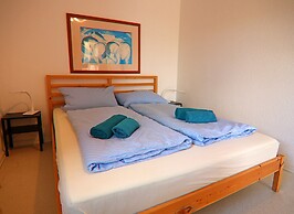 Ferienhaus mit Grosser Terrasse am Garder See