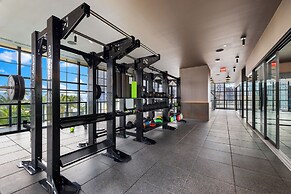 Stunning Miami Views Luxury Condo