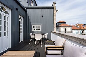 Feel Porto Clérigos Charm Flats