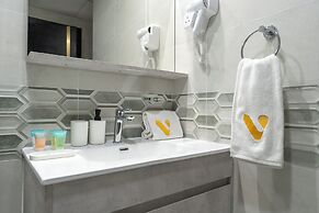 Elegance Olivz Residence by Danube