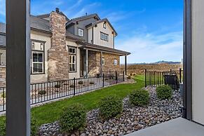 Colorado Modern Retreat w/ King Beds, Pickleball