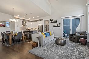 Colorado Modern Retreat w/ King Beds, Pickleball