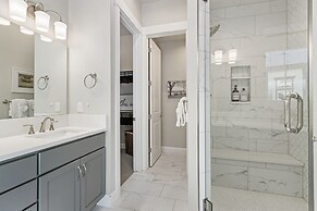 Colorado Modern Retreat w/ King Beds, Pickleball