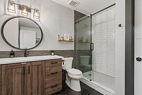 Colorado Modern Retreat w/ King Beds, Pickleball