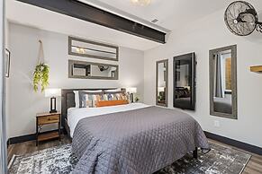 Colorado Modern Retreat w/ King Beds, Pickleball