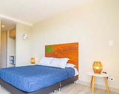 Dominique Cartagena by HostPro