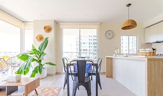 Dominique Cartagena by HostPro