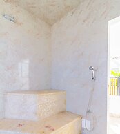 Dominique Cartagena by HostPro