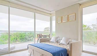 Dominique Cartagena by HostPro