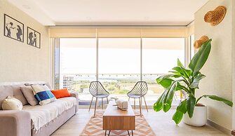 Dominique Cartagena by HostPro