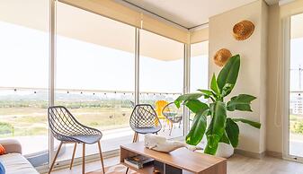 Dominique Cartagena by HostPro