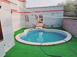 Super Luxury Farmhouse