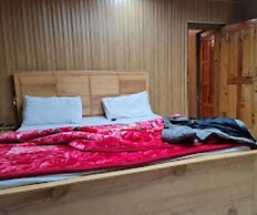 Hotel Spring Land Naran