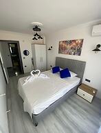 Mavi Restaurant & Apartments 3