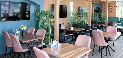 Mavi Restaurant & Apartments 3