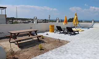 Mavi Restaurant & Apartments 3