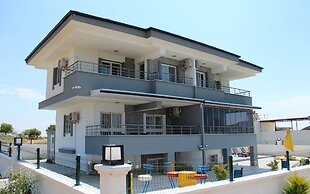 Mavi Restaurant & Apartments 3