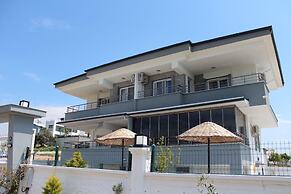 Mavi Restaurant & Apartments 3