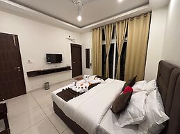 HOTEL REWALSAR HEIGHTS
