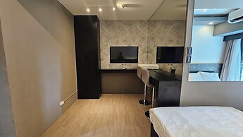 Shore 3 Residences by LUXE