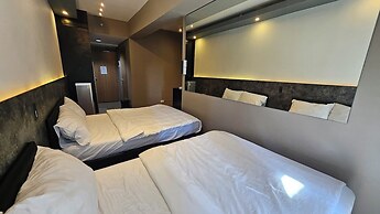 Shore 3 Residences by LUXE