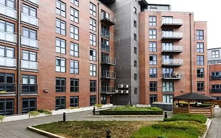 Student Only Corner House