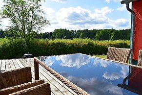 Ferienhaus mit Grosser Terrasse am Garder See