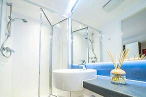 Student Only Brewer's Court