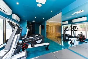 Student Only Byrom Point